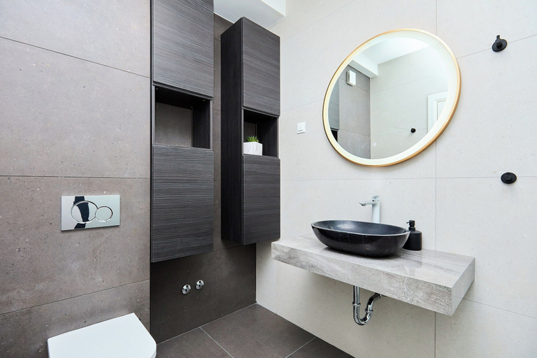 Bathroom 2, Hedera Estate, Hedera A25, Pojezerje