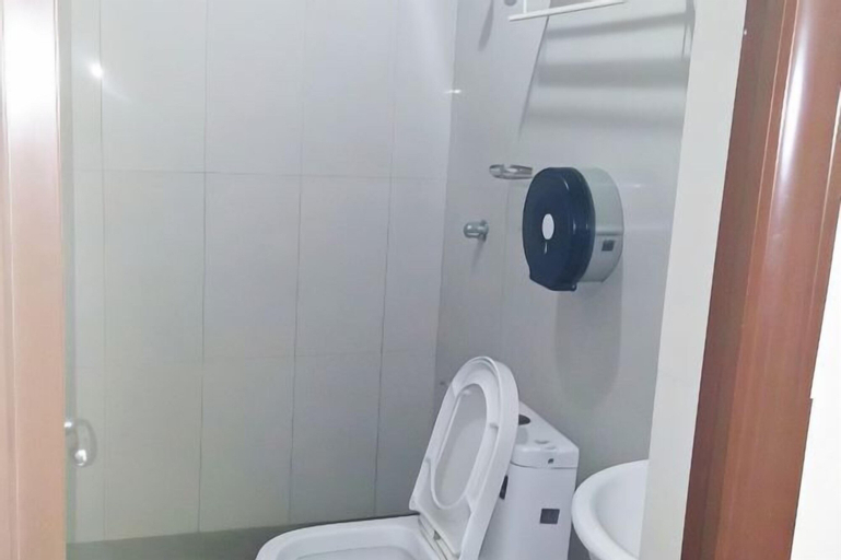 Bathroom 7