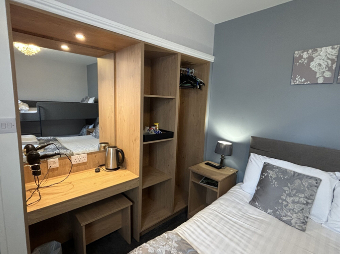 Bedroom 3, Solway Lodge Hotel, Dumfries and Galloway