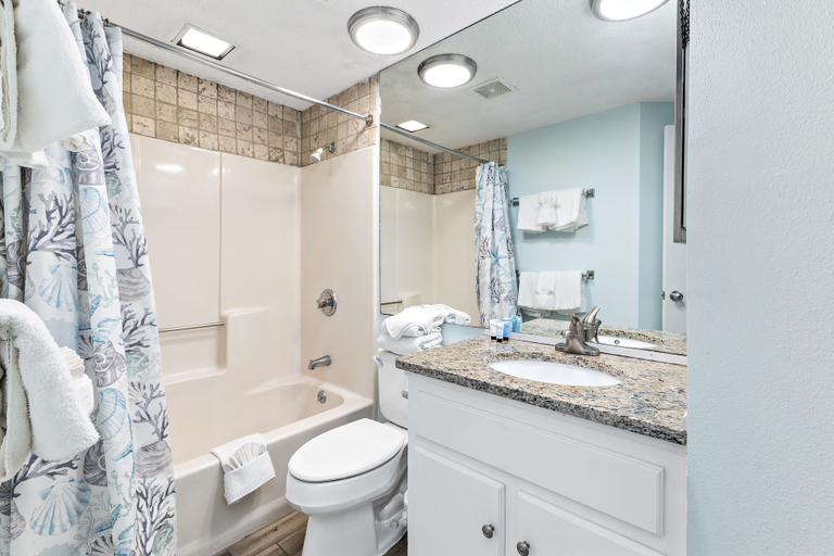 Bathroom 3, Summer House Beachfront Condos, Baldwin