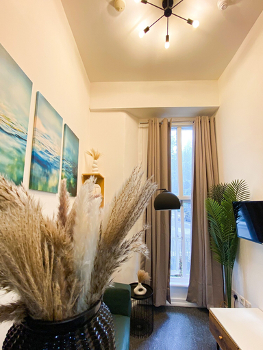 Others 4, Modern studios Close to Hyde Park, London