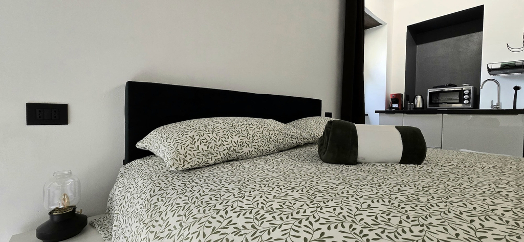 Room 3, Secret Garden Suite- Bluchalet, La Spezia
