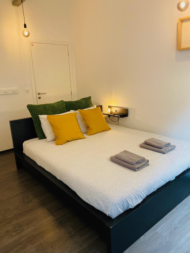 Bedroom 15