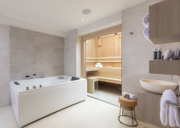 Bathroom 5, Hotel du Cadran, Paris