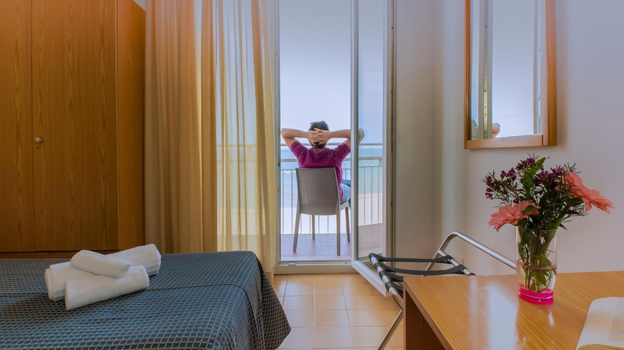 Others 4, Hotel President's, Pesaro E Urbino