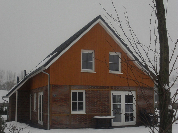 Others 3, Half-timbered House 30 km From Maastricht, Echt-Susteren