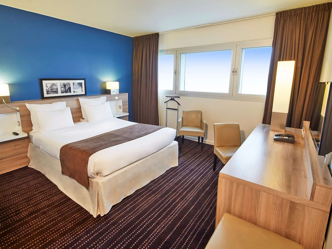 Bedroom 3, Radisson Hotel Paris Le Bourget, Val-d'Oise