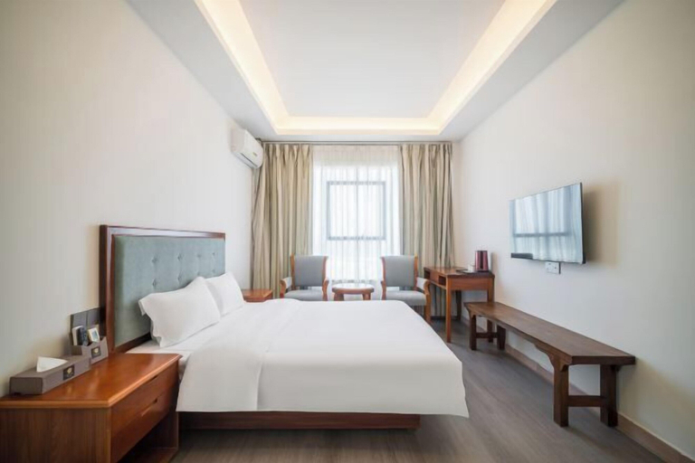 Bedroom 2, Xinsha Hotel, Zhanjiang