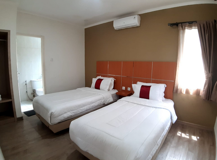 Bedroom 3, Villa Kota Bunga 1 3BR By Rachel Property, Cianjur