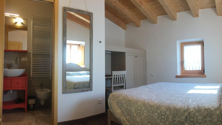 Others 2, B&B Contrade Alte, Verona