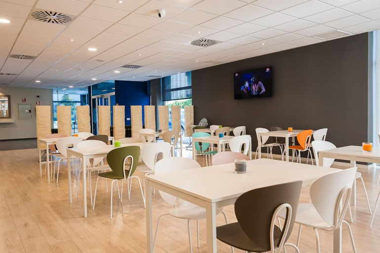 Food & Drinks 5, B&B Hotel Las Rozas, Madrid