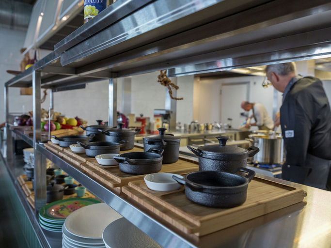 Dining 3, Spacious Holiday Home on Markermeer near Amsterdam, Waterland