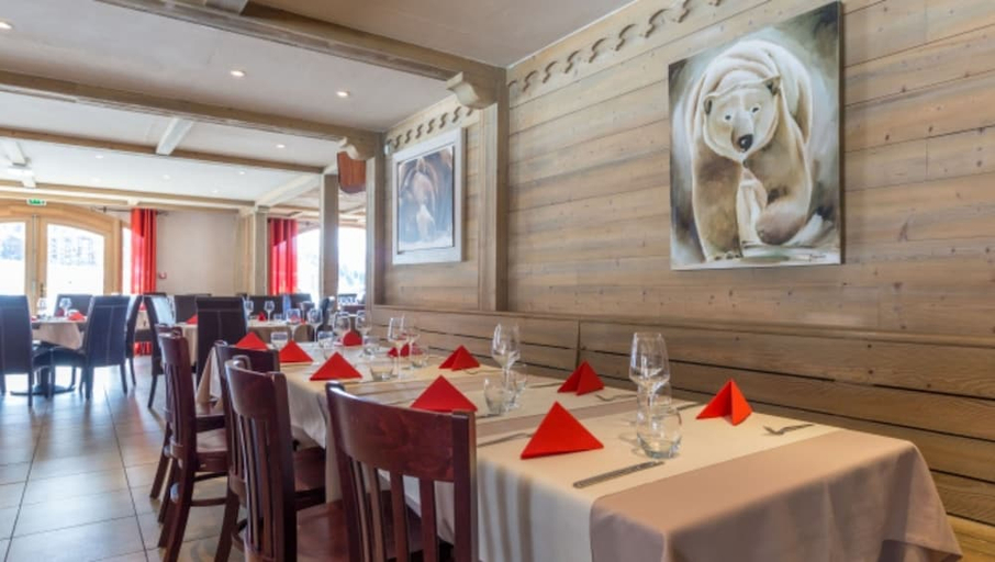 Food & Drinks 4, Hotel Vancouver, Savoie