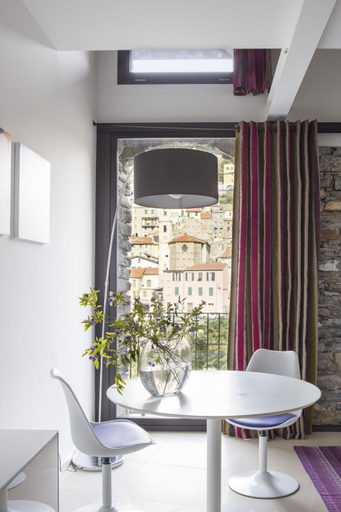 Dining Room 1