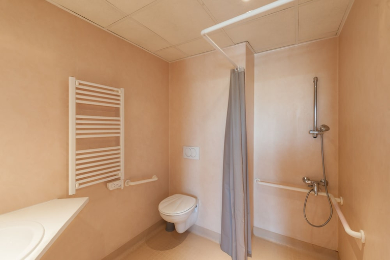Bathroom 3, City Residence Marseille, Bouches-du-Rhône