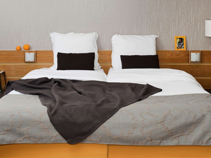 Bedroom 2, Adagio Paris XV, Hauts-de-Seine