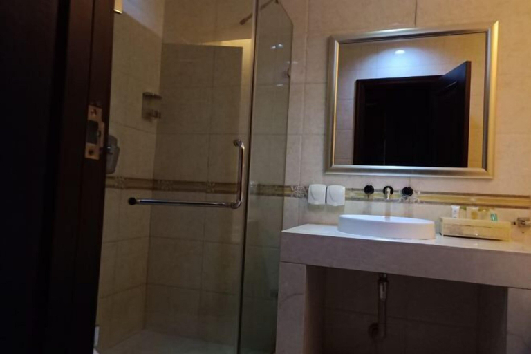 Bathroom, Jinxin Hotel, Changzhi