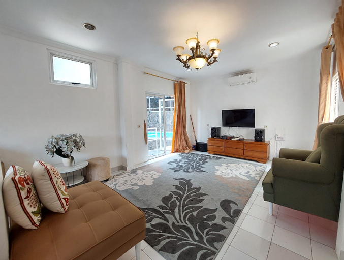 Bedroom 4, Villa Kota Bunga 4BR with Pool by Rachel Property, Cianjur