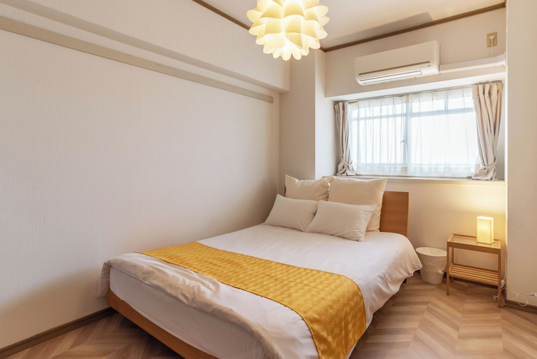 Bedroom 3, Universal Bay Condominium, Osaka