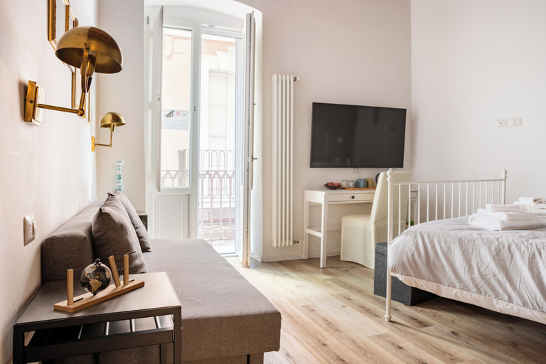 Bedroom 4, Bari LandLord 8, Bari