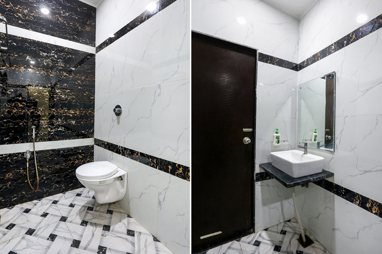 Bathroom 3, Fabhotel Heritage I, Durg