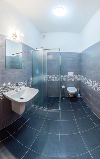 Bathroom 5, Penzion Harley Pub, Zlín
