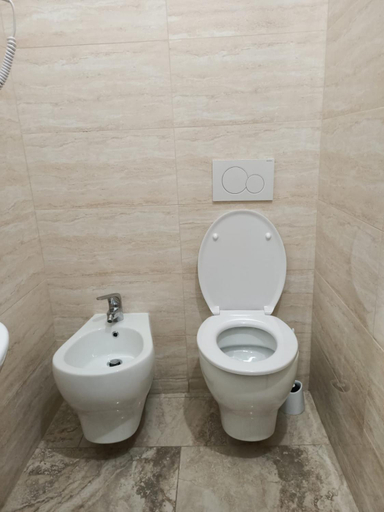 Bathroom 4, Hotel Emmy, Milano
