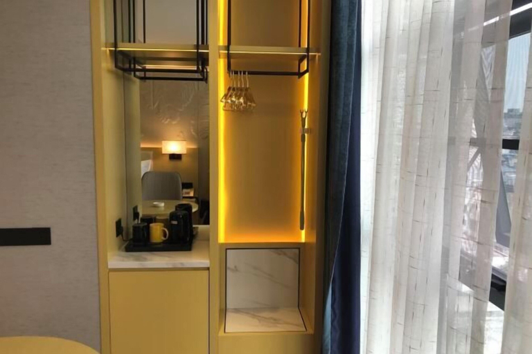Others 5, Ou Si Ka lnternational Hotel, Hainan