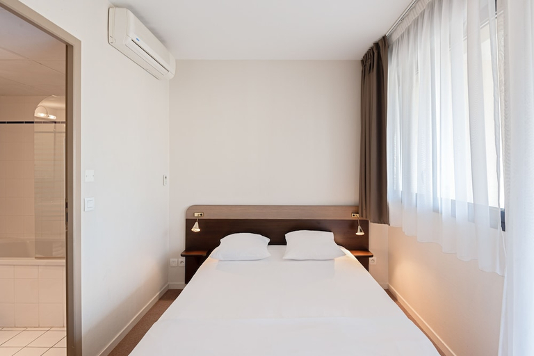 Bedroom 3, Appart'City Classic Montelimar, Drôme