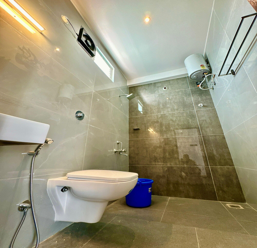 Bathroom, Lavish Homestay, Viluppuram