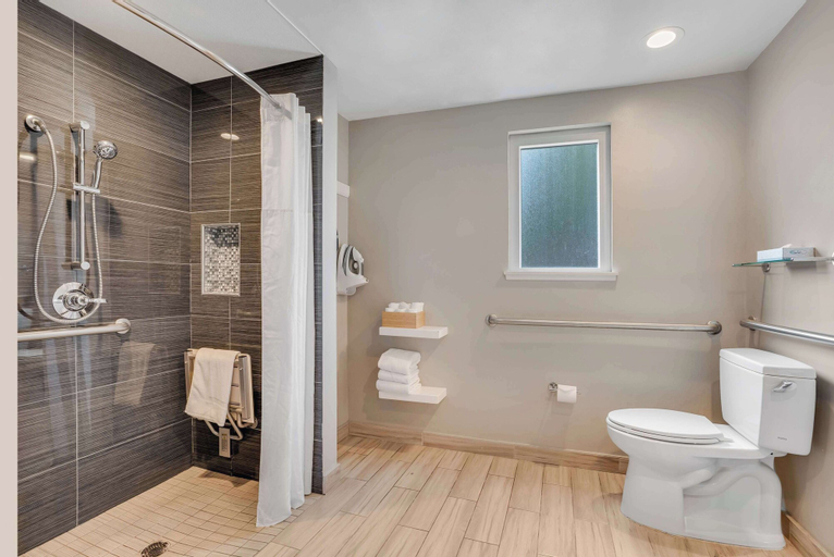 Bathroom 3
