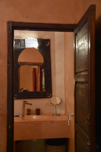 Bathroom 3, Riad Thycas, Marrakech