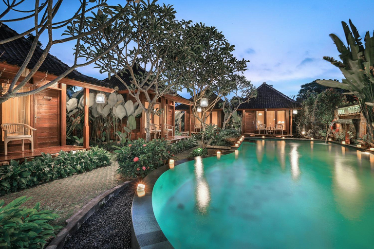 Swimming Pool 17