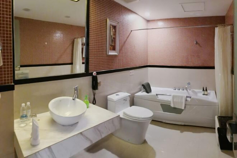 Bathroom 4, Yinfeng Holiday Resort, Ningbo