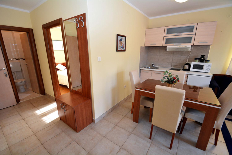 Others 3, Apartments Soso