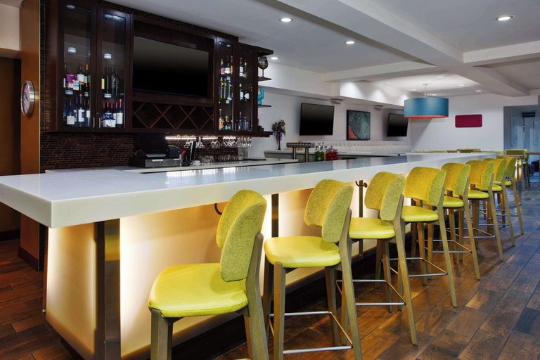 Food & Drinks 5, Hilton Garden Inn Benton Harbor/St. Joseph, Berrien