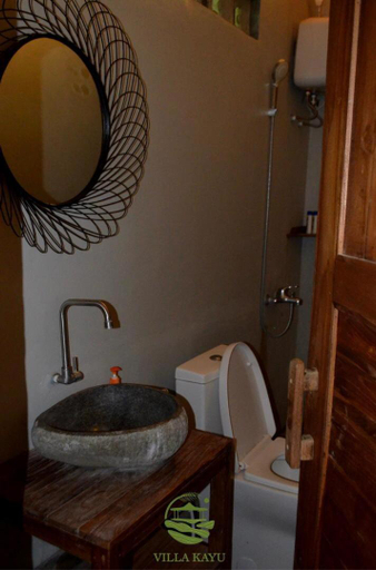 Bathroom 3, Villa Kayu Yogyakarta, Bantul