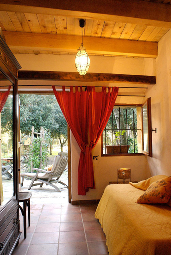 Others 4, Casa-Albina-Corsica, Haute-Corse