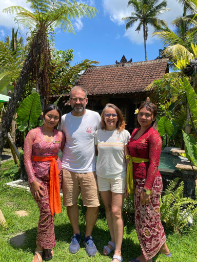 Gladak di Uma Bali, Karangasem