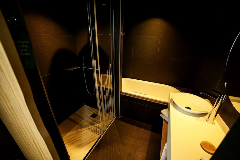 Bathroom 2, Belaroia Montpellier Centre Saint Roch, Hérault