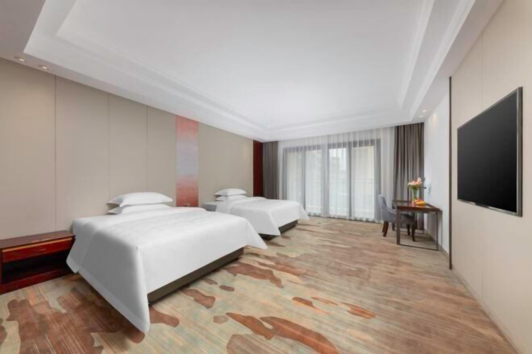 Bedroom 14