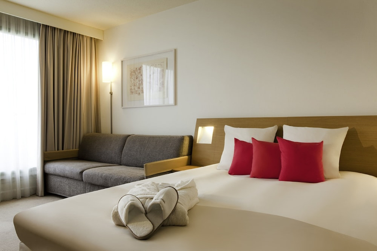 Bedroom 3, Novotel Saint Quentin en Yvelines, Yvelines