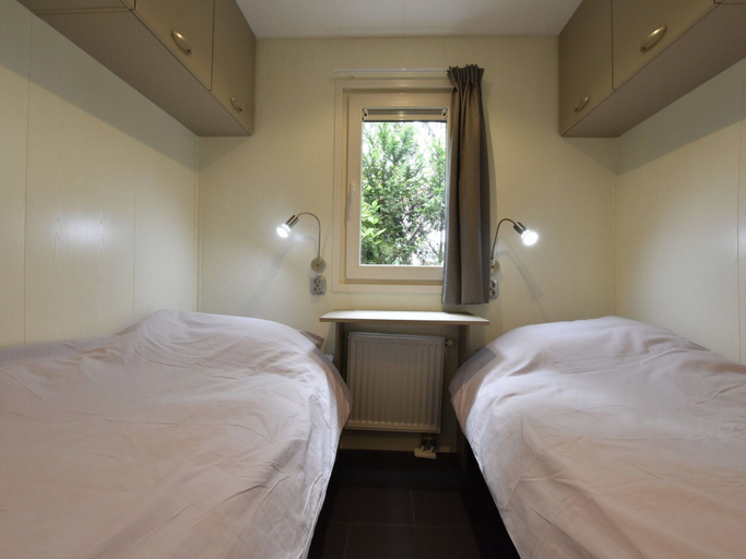 Bedroom 2, Stylish Stay in Vorden Woods, Vorden