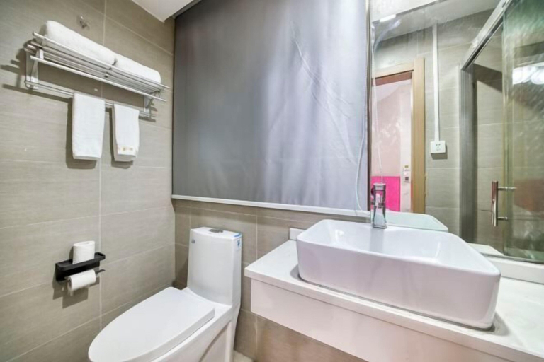 Bathroom 2, Emperor Hotel, Jinhua