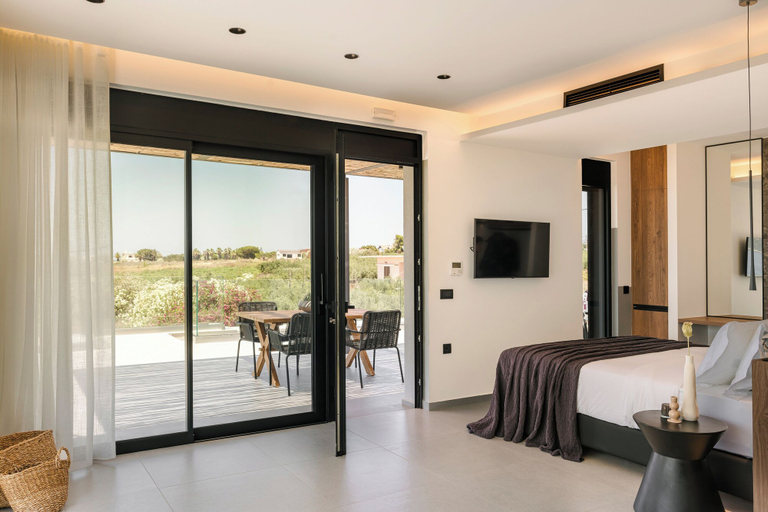 Bedroom 5, Mast Luxury Residences, Peloponnese