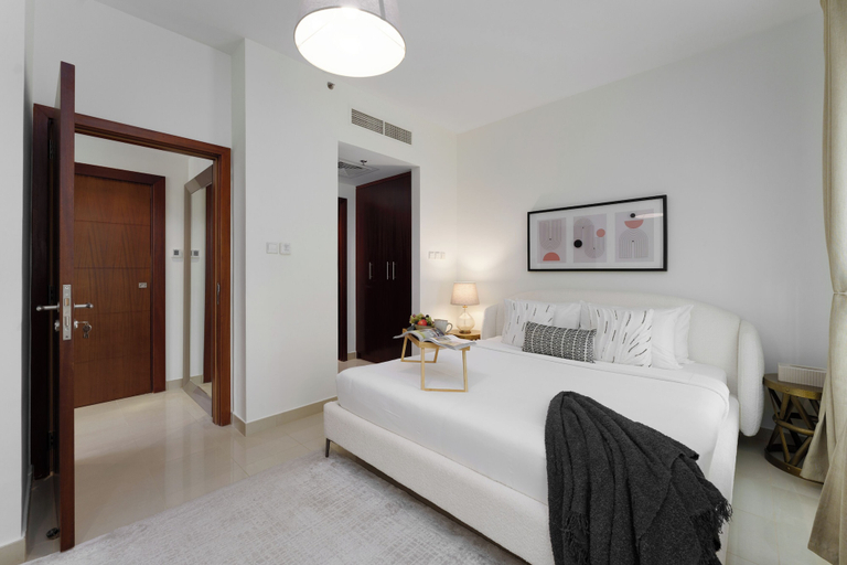 Bedroom 4, Maison Privee - Chic Urban Living by Dubai Opera & Burj Khalifa, Dubai