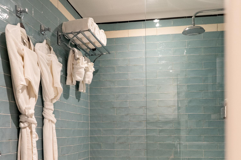 Bathroom 5, Nassau Suite South Beach, an All-Suite Hotel, Miami-Dade