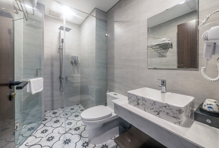 Bathroom 4, Green LP Hotel & Apartment, Vũng Tàu