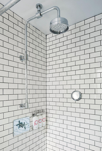 Bathroom 4, Pod 51, New York