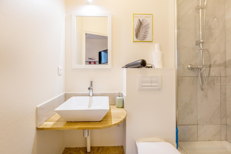Bathroom 3, Apartment WS Champs Elysees - Ponthieu, Paris